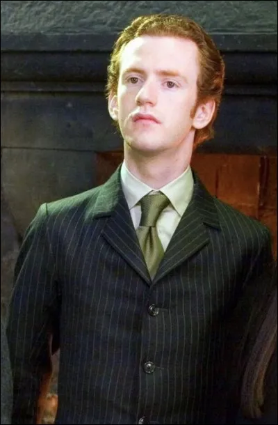 Avec qui va se marier Percy Weasley ?