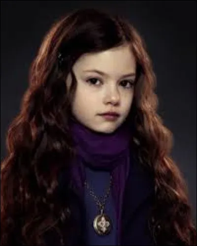 Durant quel chapitre Renesmée est-elle née ?