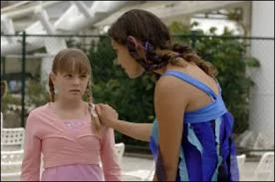 Comment s'appelle la sur de Cléo ?