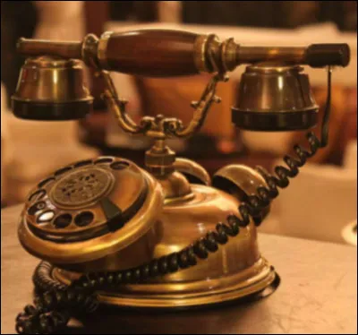 Qui a inventé le téléphone ?