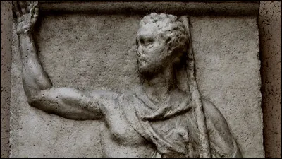 Homme politique, théoricien, historien romain de langue grecque, il a participé aux prises de Carthage en - 146 et de Numance en - 133 ; son uvre d'historien retrace l'ascension de Rome, qu'il admire pour sa constitution, notamment entre les années 264 et 146. Il s'agit de ...