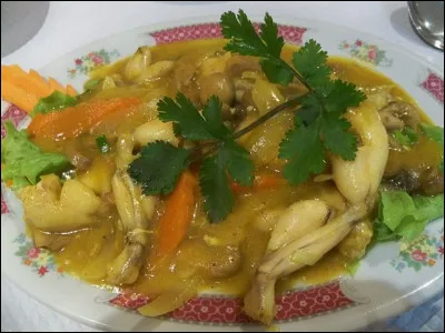 Années 80-90 > La surpêche dite "à l'électrode" a causé des catastrophes écologiques [lesquelles ?] dans un pays exportateur, mais habituellement non consommateur : lequel ?