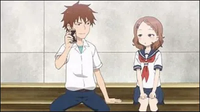 (Karakai jozu no Takagi-san) Comment se comporte Hojo ?