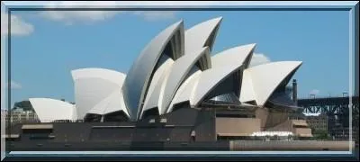 Dans quelle ville se trouve cet opéra ?