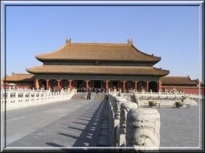 Dans quelle ville se trouve la Cité interdite ?