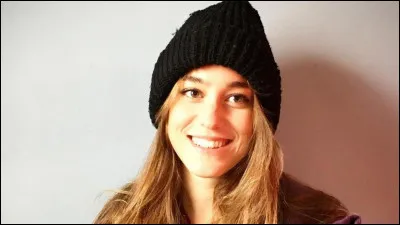 Comment se prénomme cette actrice dans la série ?