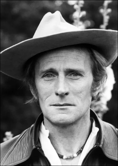 Auteur, compositeur et chanteur franco-italien, il a connu le succès avec "Mirza", "Je veux être noir", "Le Téléfon", "Le Sud" : il se prénomme ...