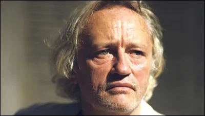 Cet acteur a joué dans "De battre mon coeur s'est arrêté", "Quai d'Orsay", "Au revoir là-haut" : c'est ... Arestrup.