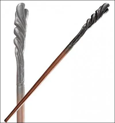 Cette baguette appartient à...