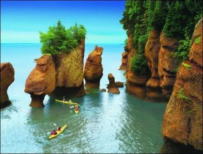 La baie de Fundy se trouve :