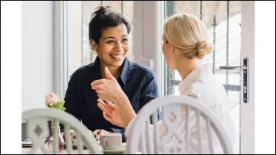 Est-ce que tu aimes rencontrer de nouvelles personnes ?