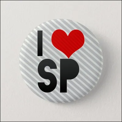 Quant à cette dernière SP, elle s'est retrouvée en caleçon, à la fin de la partie de poker !