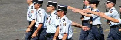 Le 20 dcembre 2008 Jean-Hughes Matelly, officier de gendarmerie, crivait une tribune sur Rue89 pour dnoncer la mort tranquille de la gendarmerie. Que lui a annonc son suprieur jeudi ?
