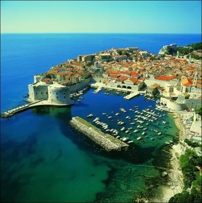 Si on se trouve  Dubrovnik ou  Zadar, quelle monnaie utilise-t-on ?