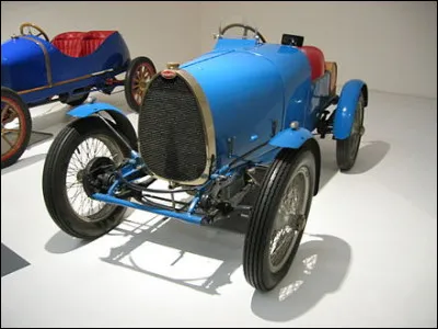 Bugatti est une marque d'automobile française :