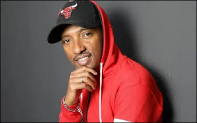 Complétez le titre de cette chanson : "Le diable ne s'habille plus...