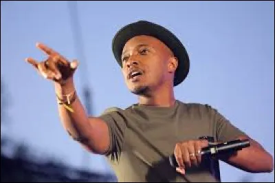 Complétez le titre de cette chanson : "Mon...