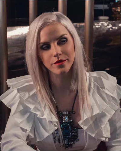 En 2020, elle fait un court métrage apocalyptique où Paris est séparée en deux par un mur. Comment s'appelle-t-il ?