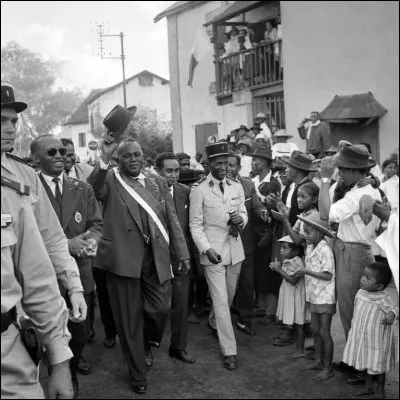 Cette colonie française, dont l'histoire a été marquée par l'insurrection de mars 1947, suivie d'une répression sanglante par l'armée française qui a fait plusieurs dizaines de milliers de morts, est devenue Territoire d'outre-mer de 1946 à 1958 ; elle accède à l'indépendance le 26 juin 1960 :