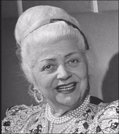 Qui est cette Nina, styliste et couturière franco-italien, morte en 1970 ?