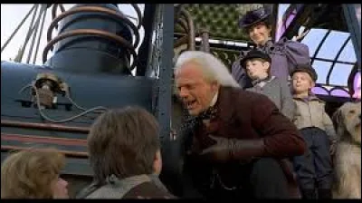 Dans "Retour vers le futur 3", comment s'appellent les enfants de Doc et Clara ?