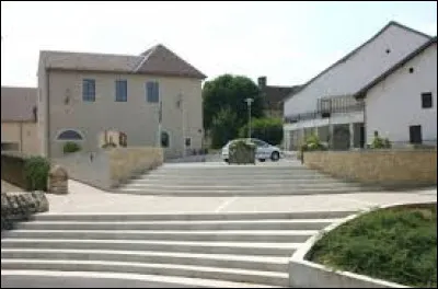 Ville de Bourgogne-Franche-Comté, dans le Grand Besançon, Pirey se situe dans le département ...