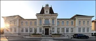 Je vous emm&egrave;ne maintenant dans le Haut-Bugey, &agrave; Bellignat. Commune d'Auvergne-Rh&ocirc;ne-Alpes, au sud d'Oyonnax, elle se situe dans le d&eacute;partement ...