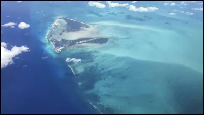 À qui appartient l'île de Bougainville ?