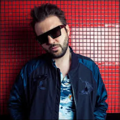 Quel artiste a sorti en 2020 une nouvelle version de son titre "&Ccedil;a m'&eacute;nerve" sorti &agrave; l'&eacute;poque en 2009 ?