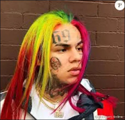 &Agrave; quelle c&eacute;l&egrave;bre rappeuse 6ix9ine a-t-il fait appel pour partager un duo sur la chanson "TROLLZ" ?