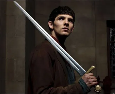 Dans la légende du roi Arthur, le roi s'appelle Merlin.