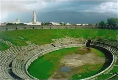 Pompéi possédait-elle un amphithéâtre ?