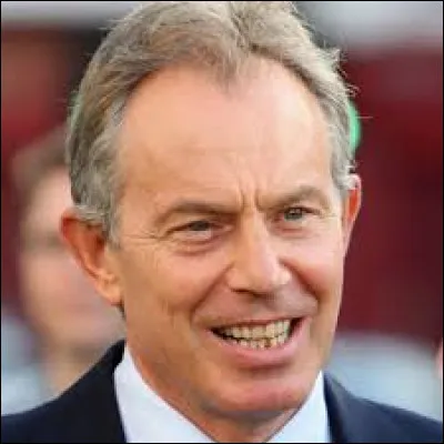 Cet homme politique britannique, premier ministre du Royaume-Uni du 2 mai 1997 au 27 juin 2007, se prénomme ...