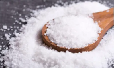 Quel est le nom de taxe royale sur le sel qui a existé en France au moyen Âge ?