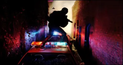 Dans quel clip de Kanye West peut-on le voir danser sur une voiture de police ?