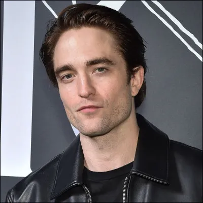 À quel poste joue Cedric ?