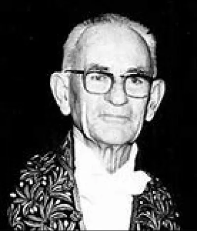 Qui est ce Louis, physicien, ingénieur, enseignant ,historien, essayiste français, élu à l'Académie française en 1966, mort en 2000 ?