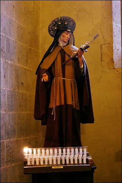 Marie-Françoise des Cinq-Plaies (1715-1791), napolitaine aux dons de prophétie, fit de nombreux prodiges avant et après sa mort. Quel fait fut remarquable lors de la 2e Guerre mondiale ?