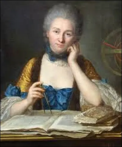 Math&eacute;maticienne et physicienne, elle a traduit Newton dans ''Principia Mathematica'' et a contribu&eacute; &agrave; la connaissance de la notion d'&eacute;nergie cin&eacute;tique. Il s'agit de :