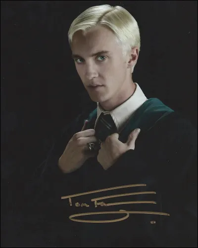 Comment se prénomme la mère de Drago ?