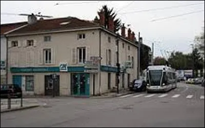Nous sommes dans le Grand-Est, &agrave; Essey-l&egrave;s-Nancy. Ville de la m&eacute;tropole du Grand Nancy, elle se situe dans le d&eacute;partement ...