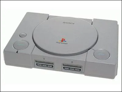 Quelle est cette console Sony sortie tout d'abord au Japon le 3 dcembre 1994 ?