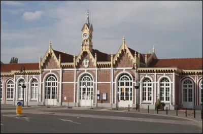 Dans quel département des Hauts-de-France se situe Abbeville ?