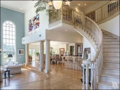 Où se trouve la Hype House ?