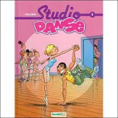 Comment s'appelle l'homme qui donne les cours de hip hop ?