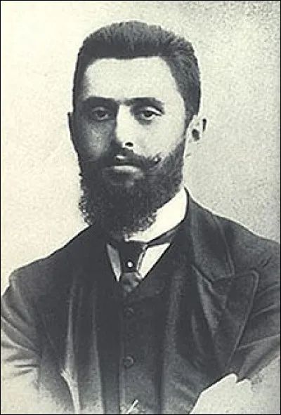 Fondateur du mouvement sioniste au congrès de Bâle en 1897, il est l'un des premiers à mettre en place l'idée d'un État autonome juif : c'est ... Herzl.
