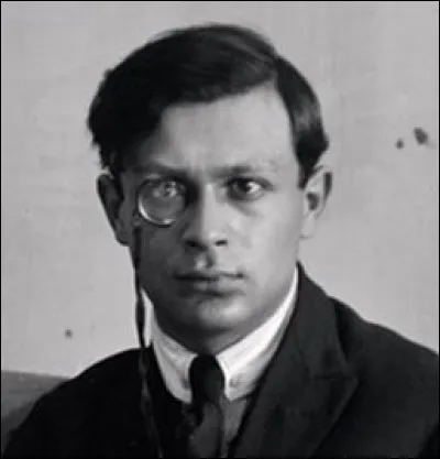 Cet écrivain, fondateur en 1922 du mouvement Dada, dont il est par la suite le chef de file, c'est ... Tzara.