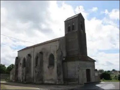 Voici l'église Saint-Médard de Bussières. Village francilien, il se situe dans le département ...