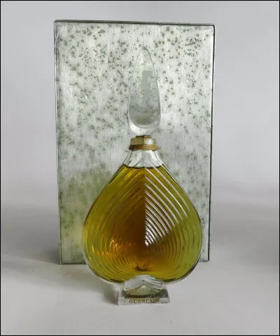 Quel est ce parfum féminin, créé en 1969 par Jean-Paul Guerlain, aux notes fleuries où se mêlent jasmin, jacinthe, bergamote et rose, et qui a dû faire battre le cur de bien des hommes ?