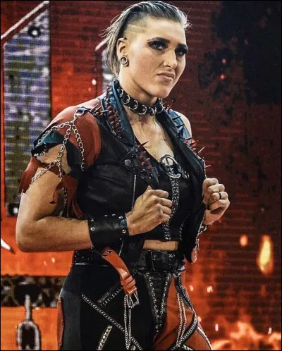 "Brutality" est la musique d'entr&eacute;e de quel(le) catcheur(se) ?